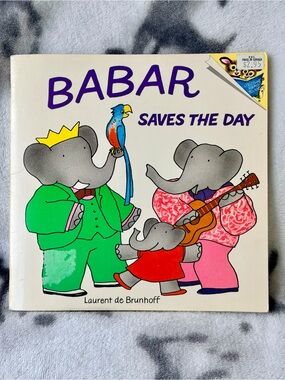 Babar (1976)- “Babar Saves the Day” Paperback Book by Laurent de Brunhoff/EUC